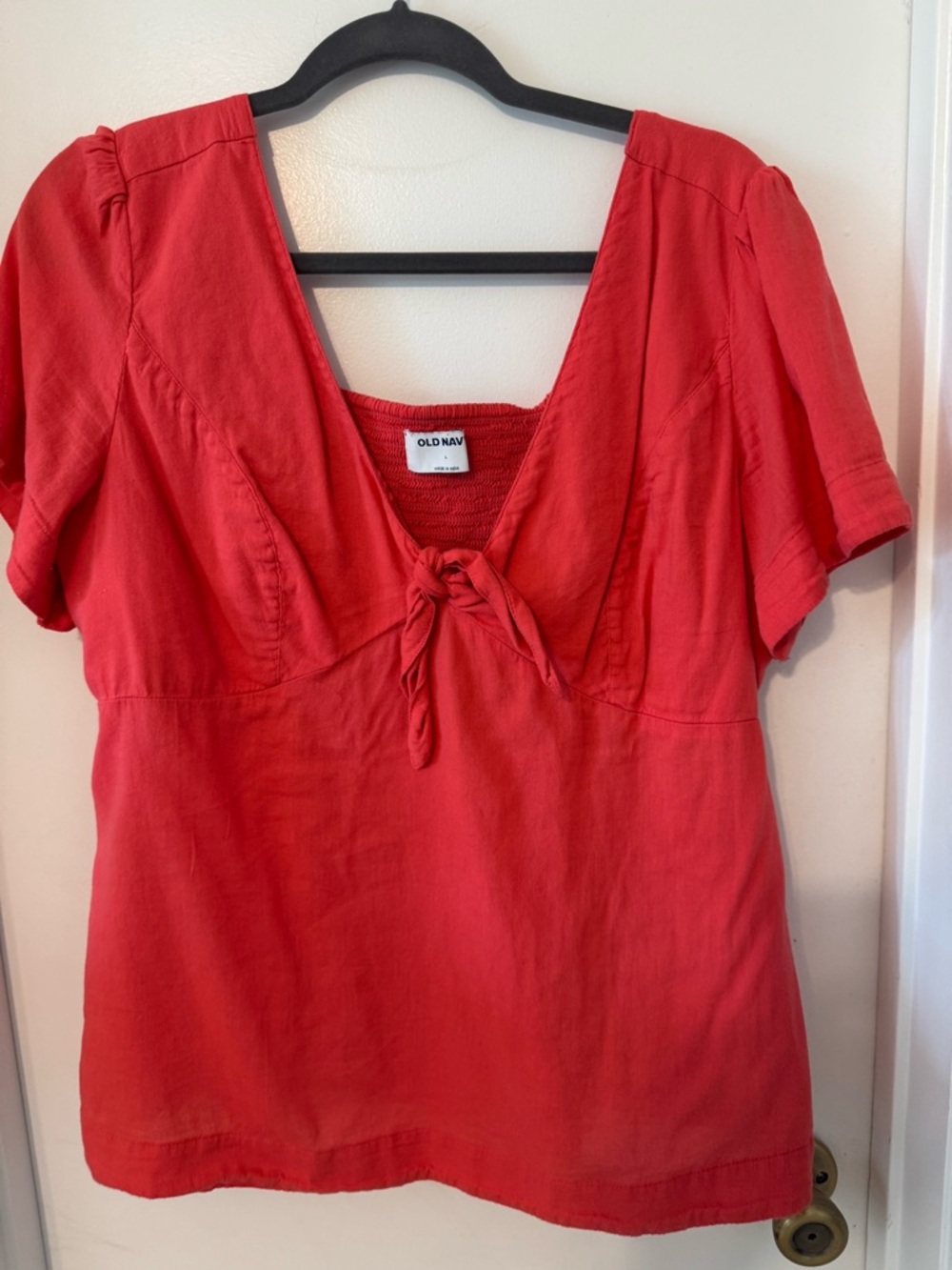 Old Navy Coral Tie-Front V-Neck Blouse Size L